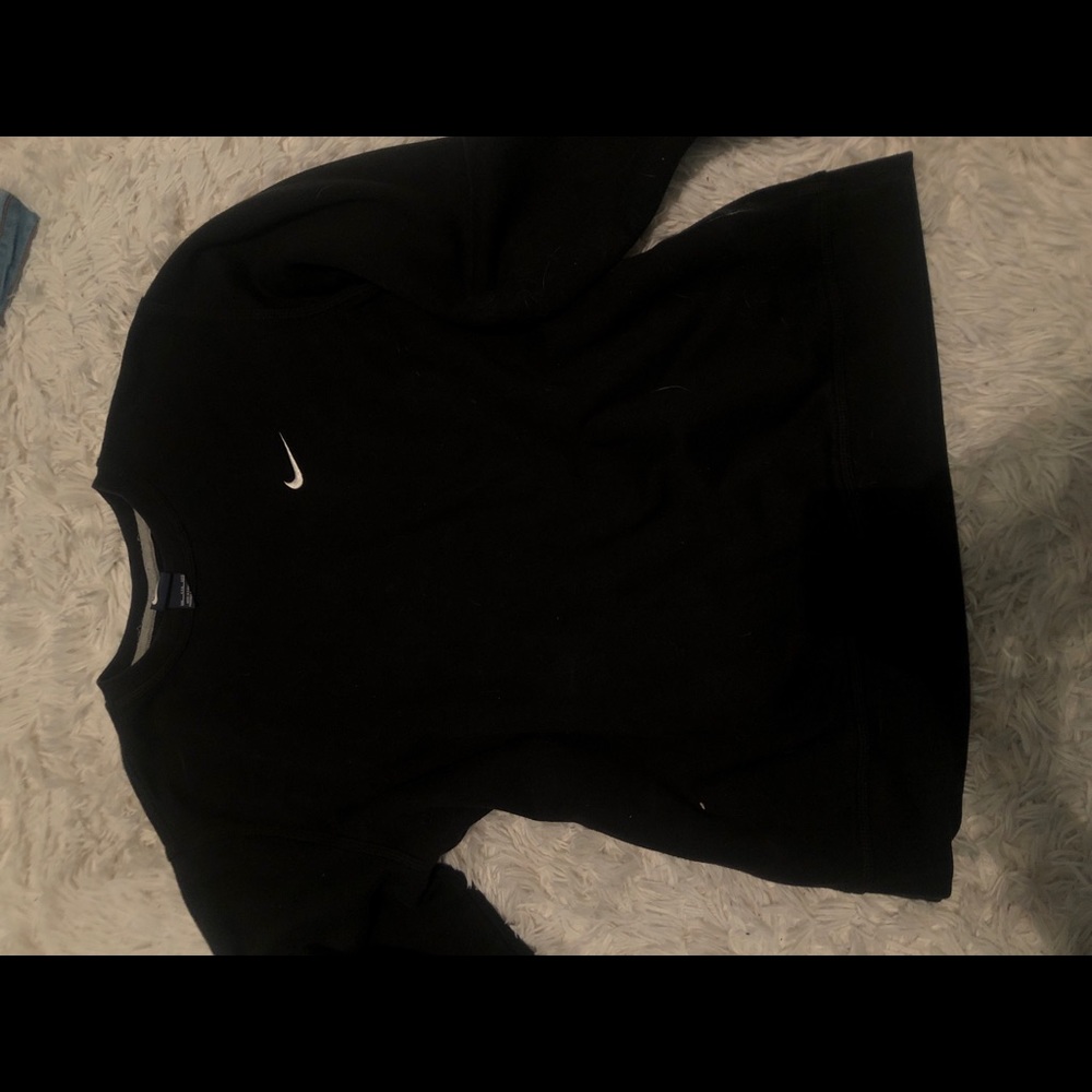 Nike men’s crewneck